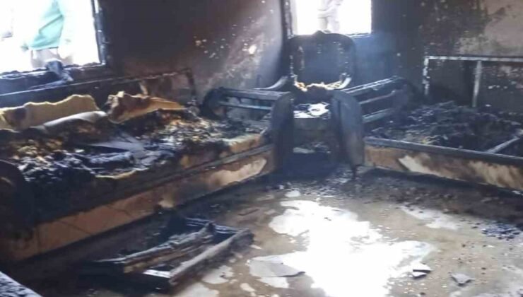 Reyhanlı’da yanan ev kullanılmaz hale geldi