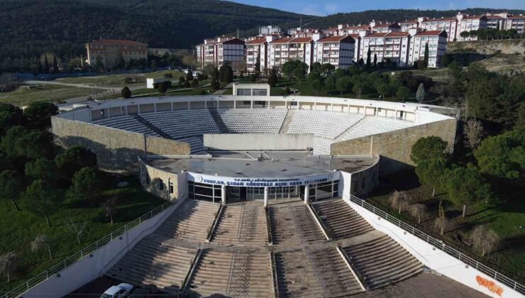 Şadan Gökovalı Açık Hava Tiyatrosu yenileniyor