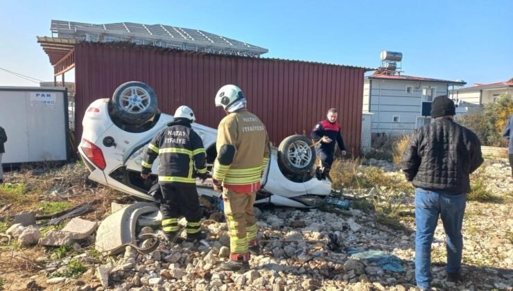 Samandağ’da takla atan otomobilin sürücüsü yaralandı