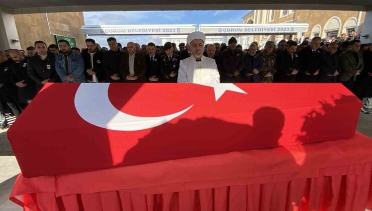 Şehit üsteğmen son yolculuğuna uğurlandı