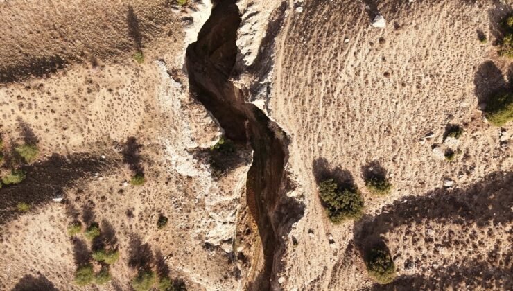 Serençay Kanyonu ve Teke Sarayı doğal güzelliğiyle geçmişe ışık tutuyor