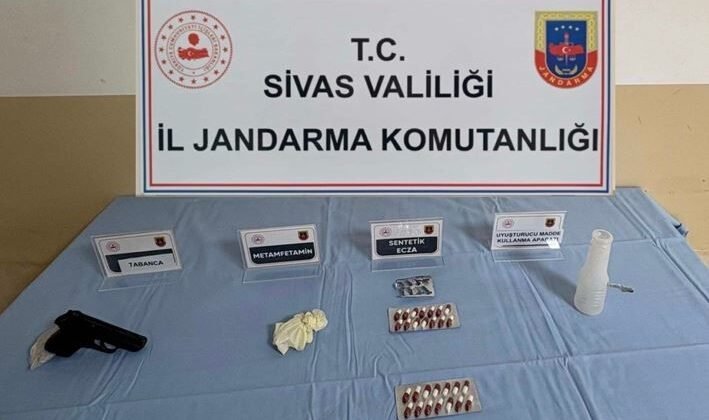 Sivas’ta jandarma, uyuşturucu ticaretine geçit vermedi