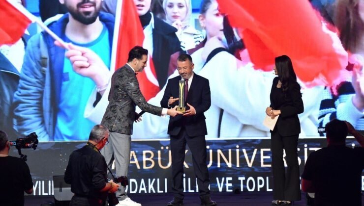 Sosyalfest, Uluslararası Elmas Ödülleri’nden ödülle döndü