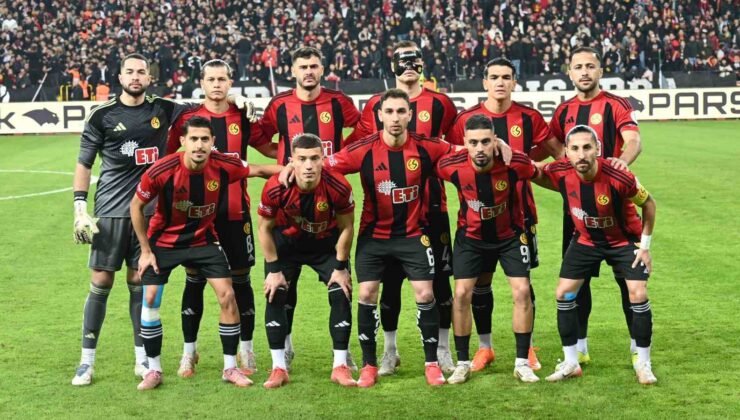 TFF 3. Lig: Eskişehirspor: 3 – Karşıyaka: 0