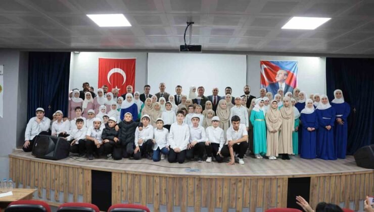 Üç aylar programında Ahıska Türkleri ve protokol bir araya geldi