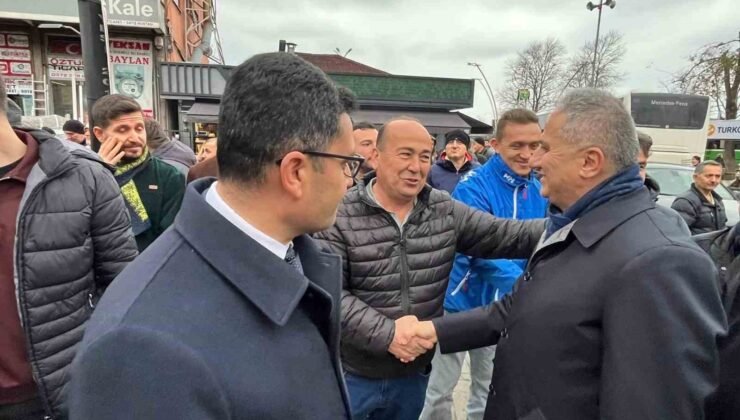 Umre yolcuları dualarla uğurlandı