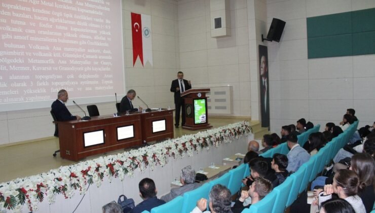 Üniversite öğrencilerine toprağın hayati rolü anlatıldı