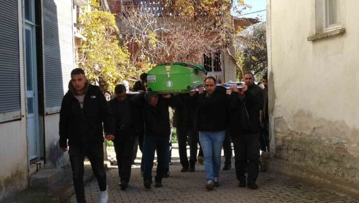 Uşak’ta kazada hayatını kaybeden yaşlı adam toprağa verildi