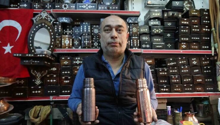 Yeni model bakır su mataraları büyük rağbet görüyor