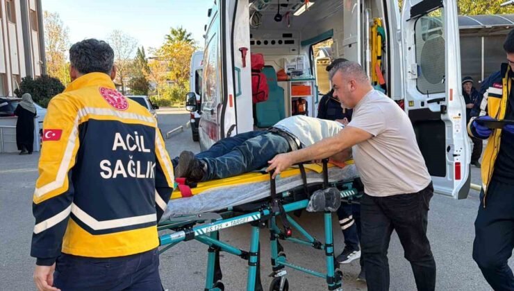 Yolcu minibüsü ile otomobil çarpıştı: 5 yaralı