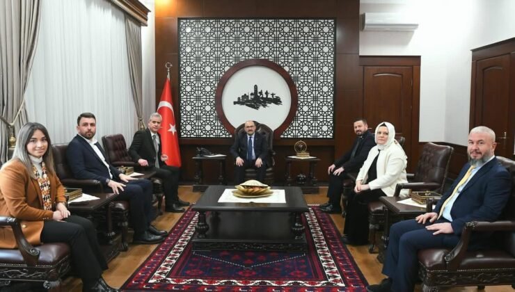 AK Parti Genel Başkan Yardımcısı Yalçın’dan Suriye vurgusu: “Gelinen noktada hem rejim devrildi hem de terör yapılanması tasfiye aşamasına geldi”