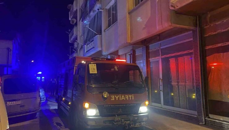 Alaşehir’de ev yangını korkuttu
