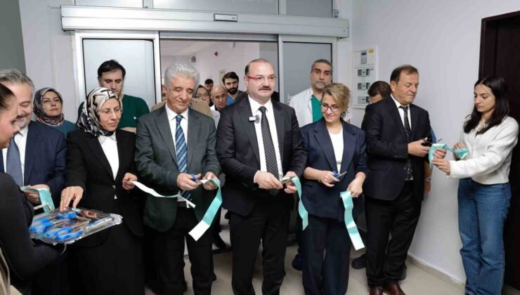 Atatürk Üniversitesi Araştırma Hastanesinde yeni nesil anjiyografi cihazı hizmete alındı