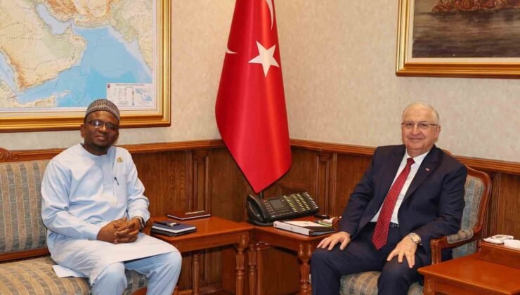 Bakan Güler, Gana’nın Ankara Büyükelçisi Nasiru-Deen’i kabul etti