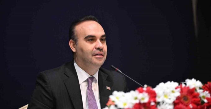 Bakan Kacır: “Girişimcilerimize 2 milyon liraya kadar destek sağlıyoruz”