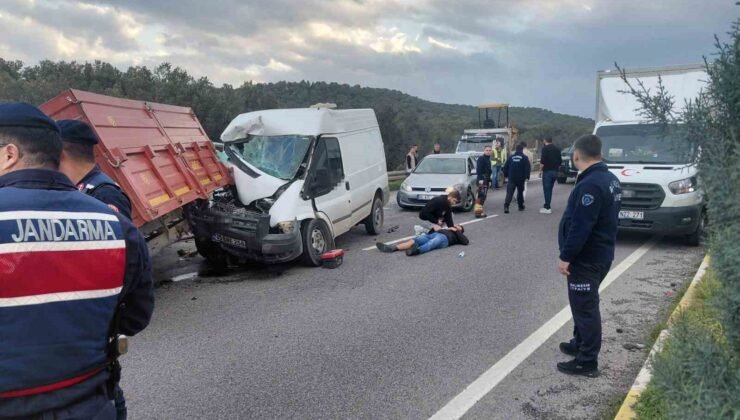 Balıkesir’de trafik kazası: 4 yaralı