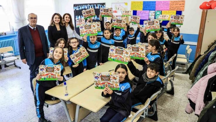 Başkan Arslan öğrencilerin karne sevincine ortak oldu