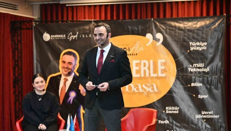 Başkan Özlü: “Hedefi olan genç, güçlü Türkiye demektir”