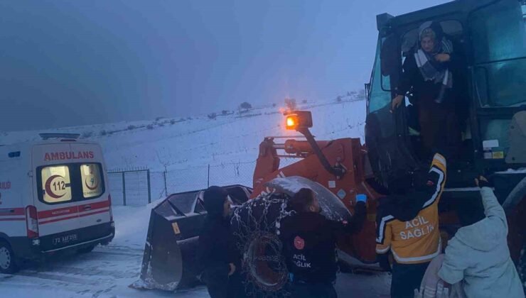 Batman’da hamile kadın kepçeyle kurtarıldı