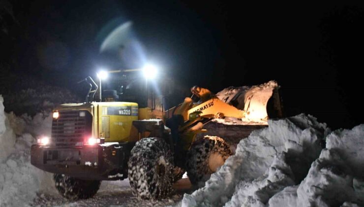 Beytüşşebap’ta kar kalınlığı 2 metreyi buldu