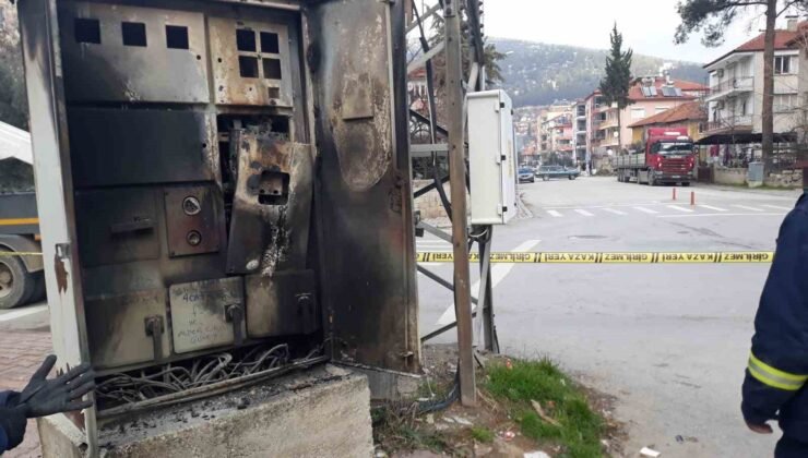 Bucak’ta trafo yangını korkuttu