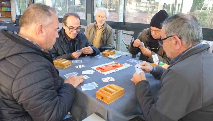 Burhaniye’de Briç Federasyon Turnuvası düzenlendi