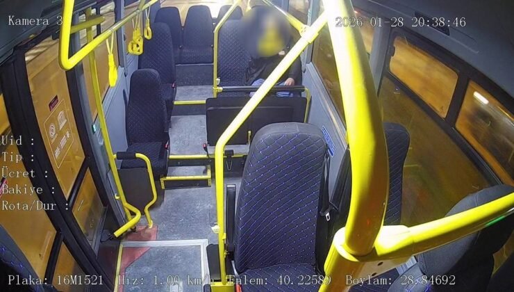 Bursa’da halk otobüsünde zamanla yarış…Kalp krizi geçiren yolcu için acile kırdı