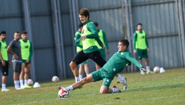 Bursaspor Antalya kampına çıkıyor
