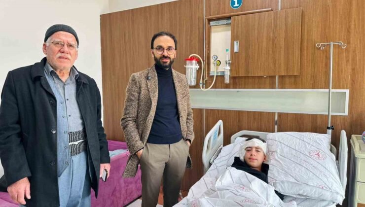 Burun akıntısı şikayetiyle hastaneye gitti, kafa tabanına ulaşan kitle çıktı