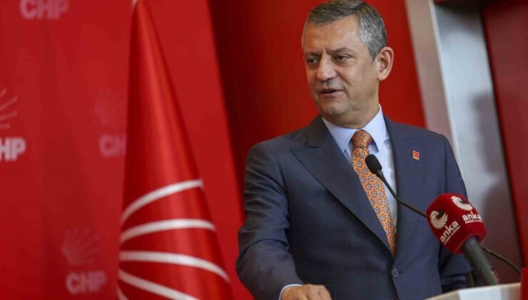 CHP Genel Başkanı Özel ile Saadet Partisi Genel Başkanı Arıkan bir araya geldi