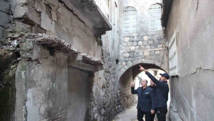 Cizre’de 200 yıllık tarihi kemerli ev yıkılma tehlikesiyle karşı karşıya