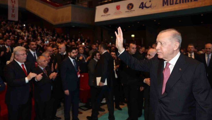 Cumhurbaşkanı Erdoğan: “Muhalefet bir avuç rant şebekesinin gündemine hapsoldu