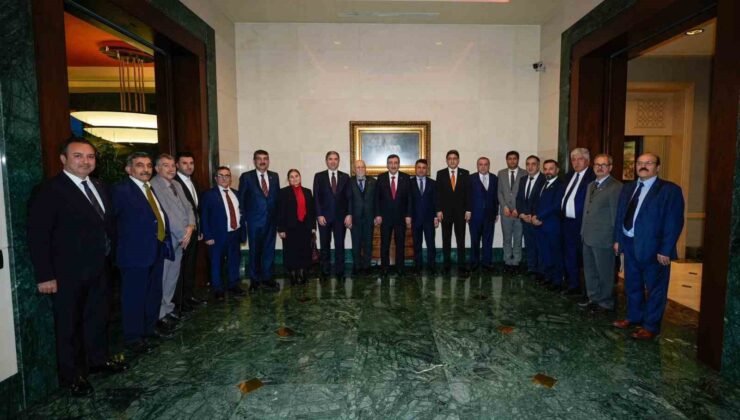 Cumhurbaşkanı Yardımcısı Yılmaz: “Avrupa’dan gelen Ezidi toplumu temsilcilerini Cumhurbaşkanlığı Külliyesi’nde misafir ettik”