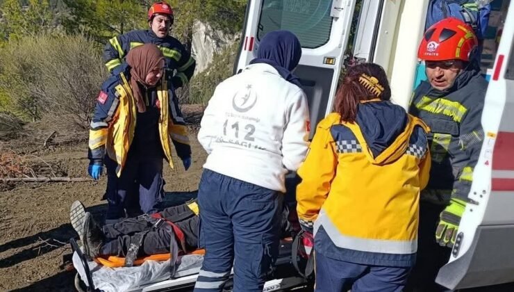 Denizli’de kontrolden çıkan traktör devrildi; 1 yaralı