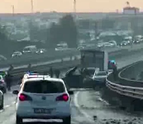 Diyarbakır’da zincirleme trafik kazası: 5 yaralı