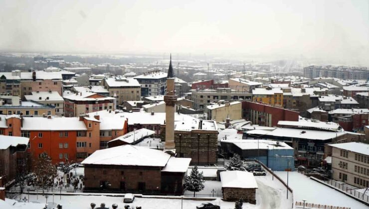 Doğu’da kar yağışı devam edecek