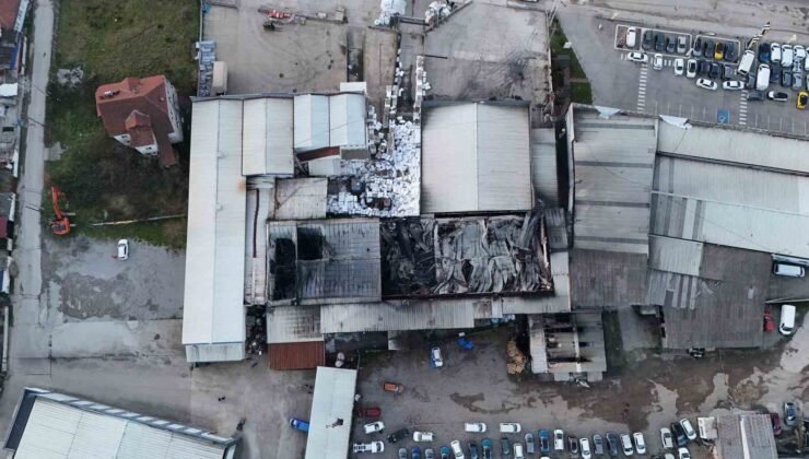 Düzce’de strafor fabrikasında hasarın boyutu ortaya çıktı