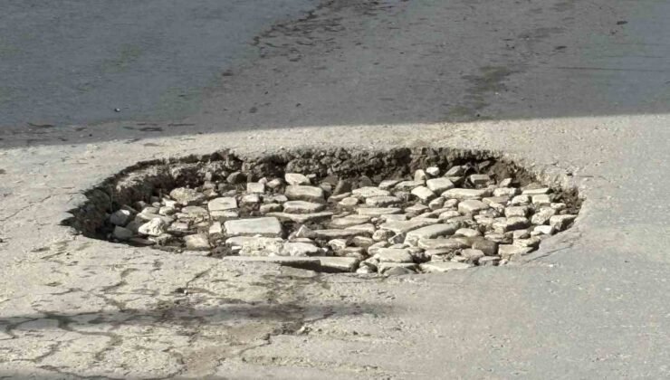 Edirne’de bozuk yollar sürücülerin çilesi oldu