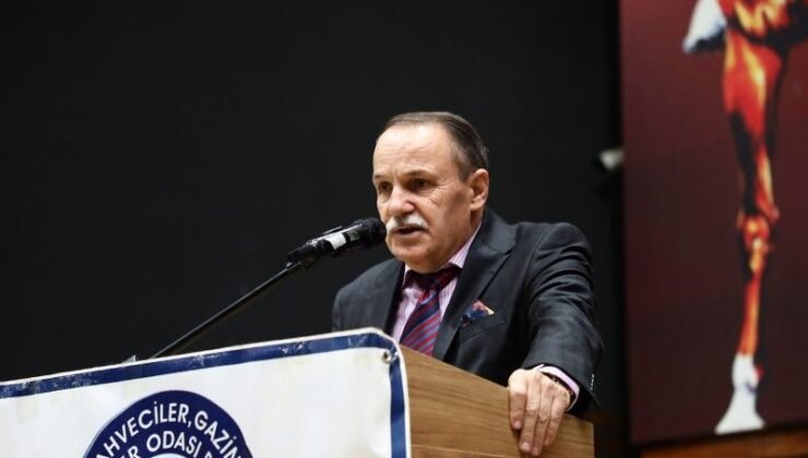 Edremit Kahveciler Odası’nda Mustafa Aydoğan güven tazeledi