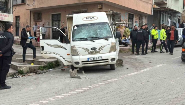 Edremit’te alacak verecek kavgası kanlı bitti: 2 yaralı
