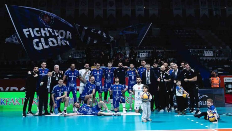 Efeler Ligi: Halkbank: 3 – Alanya Belediyespor: 1