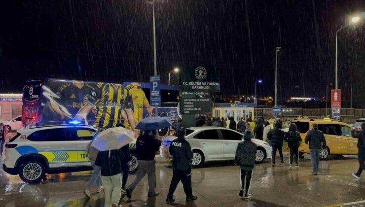 Fenerbahçe, Alanya’da