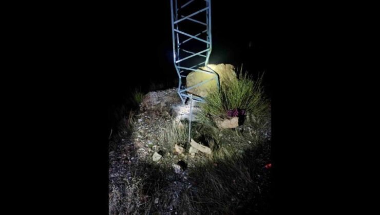 Gercüş’te facianın eşiğinden dönüldü: Dev kaya elektrik direğine çarparak durabildi