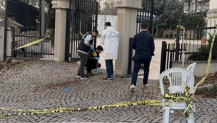 Kağıthane’de ağabey, annesinin cenazesinde kardeşini silahla vurarak öldürdü