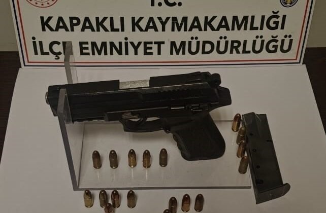 Kapaklı’da 2 ruhsatsız tabanca ele geçti