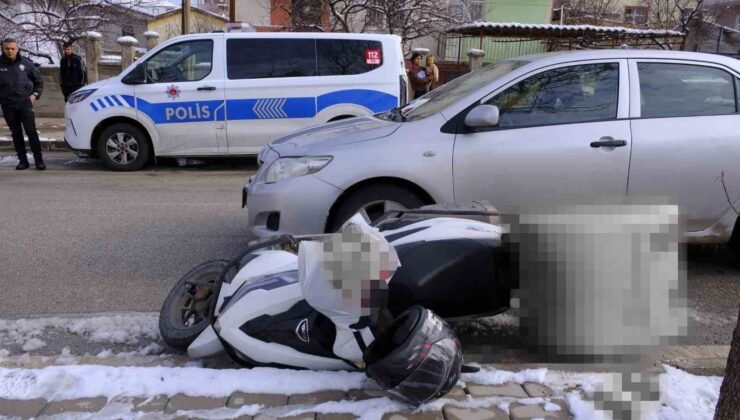 Karaman’da otomobille motokurye çarpıştı: 1 yaralı