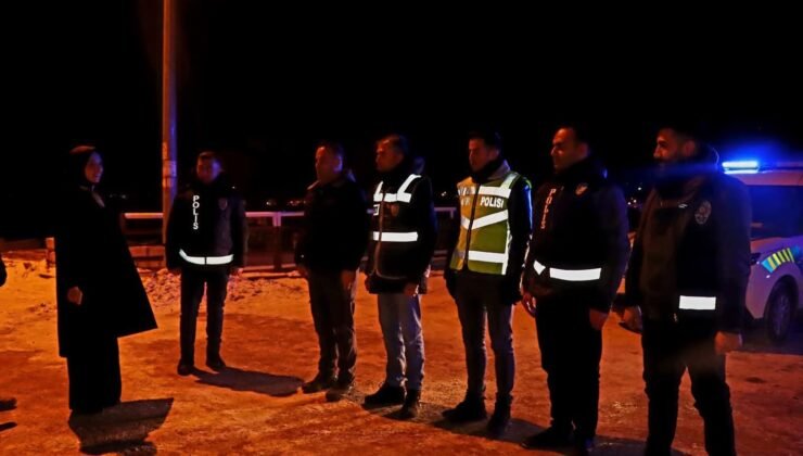 Kaymakam Duman’dan yılbaşı gecesi güvenlik güçlerine ziyaret
