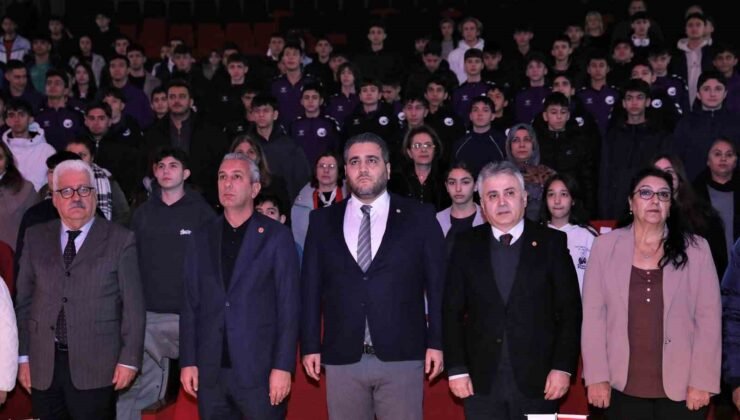 Keçiören Belediyesi’nden genç sporcular için “Sağlıklı Zihin, Güçlü Beden” sempozyumu