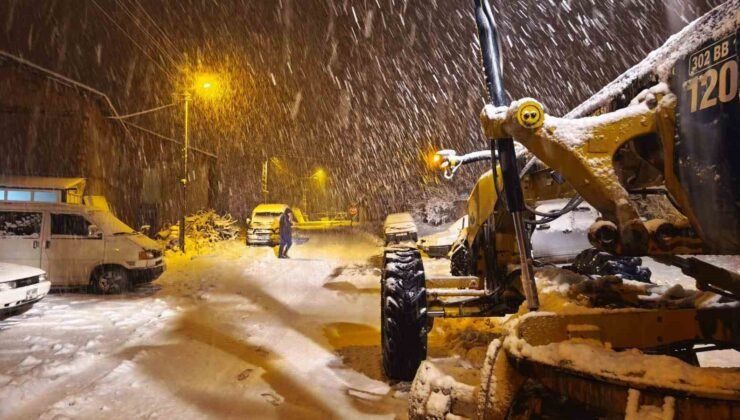 Konya’nın kayak merkezi beyaza boyandı