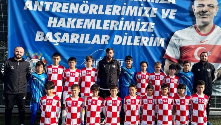 Körfez Gençlerbirliği altyapıda çifte şampiyonluk yaşadı